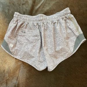 Lululemon Hotty Hot Shorts 2.5”